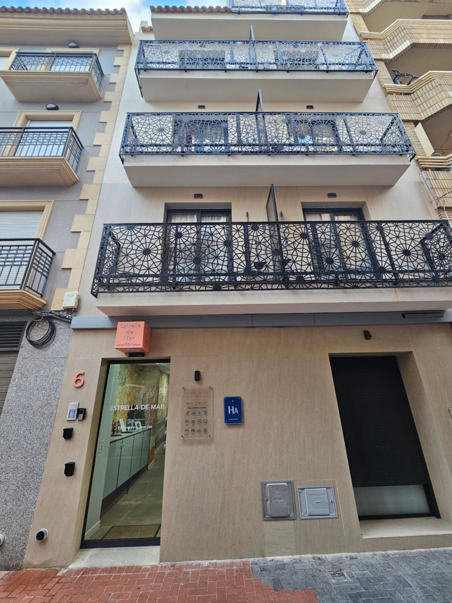 Estrella De Mar - Boutique Aparthotel Benidorm Exterior photo